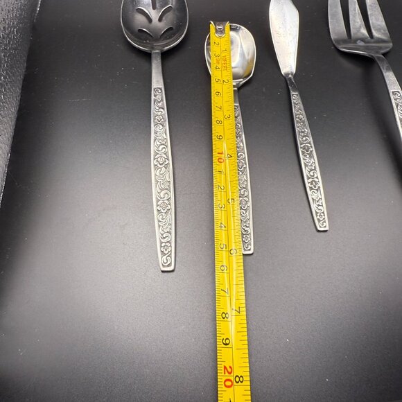 Northland Stainless Silverware Rendezvous Floral Design 4-Piece Serving Utensils - Picture 2 of 6